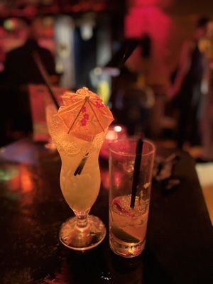 Abe's Pagoda Bar by null