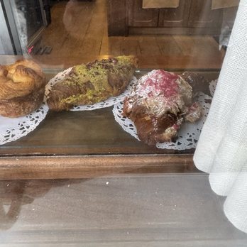 L’Appartement 4F - Bakeries Near Me - New York, New York L’Appartement 4F - Bakeries Near Me - New York, New York