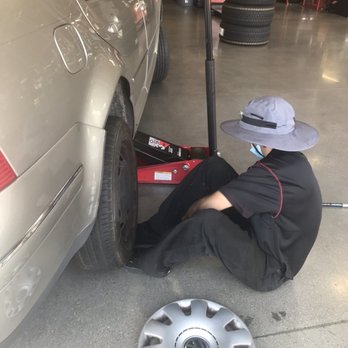 Discount Tire - Gavin fixing my tire - Tires Near Me - Henderson, Nevada