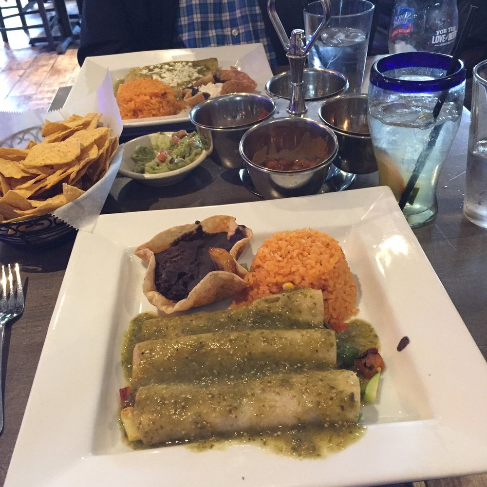 Cielo Mexican Restaurant - Teeny table, lots of food - Mexican Near Me - Braintree, Massachusetts