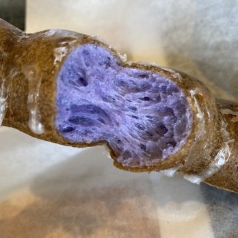 Liliha Bakery - Bakeries Near Me - Honolulu, Hawaii