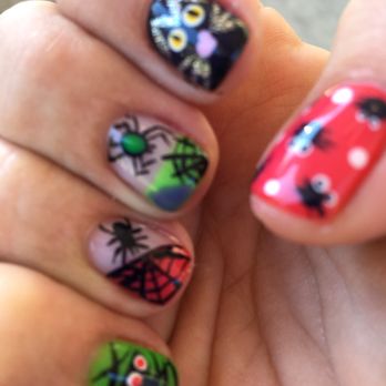 Nails Pro - Hahn does amazing nails! Happy Halloween - Nail Salons Near Me - Warren, Ohio