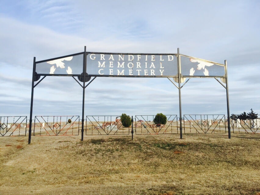 GRANDFIELD MEMORIAL CEMETERY Grandfield, OK Yelp