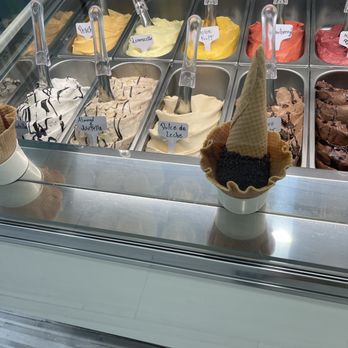 Paradise Ice Cream - a display of different flavors of ice cream - Gelato Near Me - Miami Beach, Florida Paradise Ice Cream - a display of different flavors of ice cream - Gelato Near Me - Miami Beach, Florida