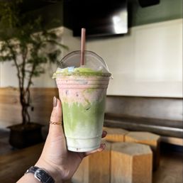 Strawberry cloud matcha