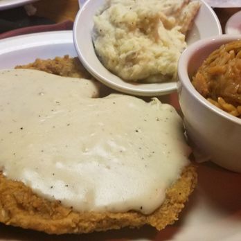 Texas Roadhouse - Country fried chicken with gravy, mashed potatoes and rice. - Barbeque Near Me - New London, Connecticut Texas Roadhouse - Country fried chicken with gravy, mashed potatoes and rice. - Barbeque Near Me - New London, Connecticut