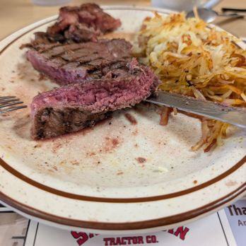 Kelcy's Restaurant - 28 March 2026.  I ordered my 12-oz New York steak medium rare and it was AWESOME!! - American Near Me - Tehachapi, California