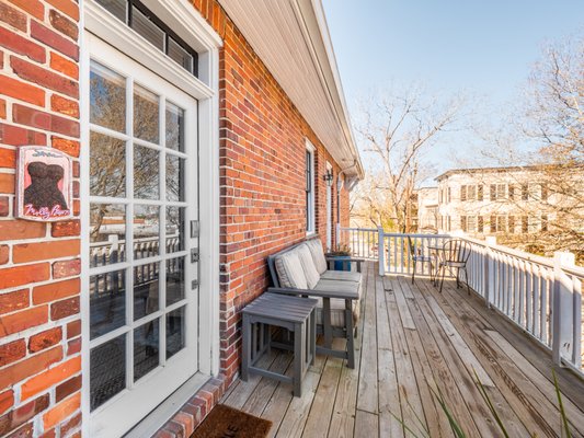 Front Street Inn by null