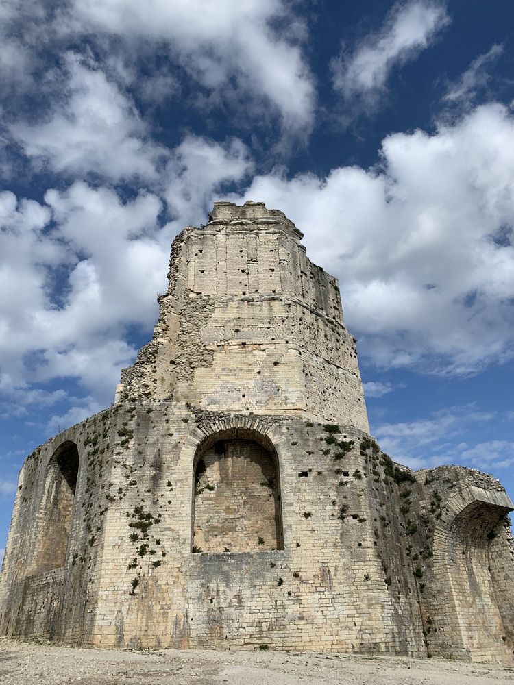 La Tour Magne
