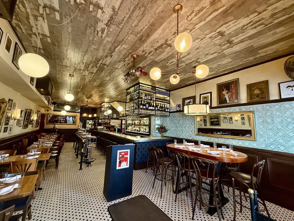 Steak Frites Bistro