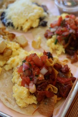 Communidad Taqueria by null Communidad Taqueria by null