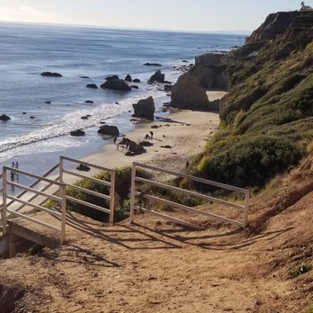 El Matador State Beach - First set of stairs to go down to the beach - Beaches Near Me - Malibu, California El Matador State Beach - First set of stairs to go down to the beach - Beaches Near Me - Malibu, California