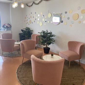 Magic Sweets - Inside seating area - Desserts Near Me - Harahan, Louisiana