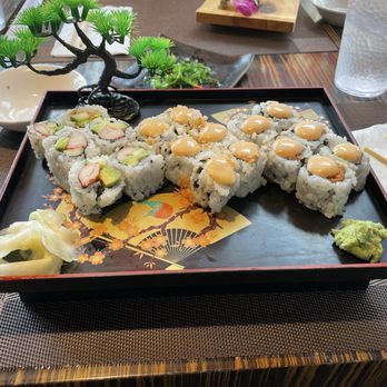 Takeshi Sushi - Sushi - Sushi Bars Near Me - Arlington, Virginia Takeshi Sushi - Sushi - Sushi Bars Near Me - Arlington, Virginia