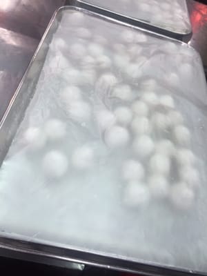 Yu Pin Yuan Iced and Hot Tangyuan by null