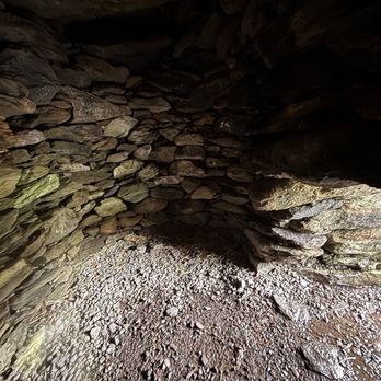 Staigue Stone Fort - Inside a storage or shelter room at the base of the wall - Landmarks & Historical Buildings Near Me - Castlecove, Kentucky Staigue Stone Fort - Inside a storage or shelter room at the base of the wall - Landmarks & Historical Buildings Near Me - Castlecove, Kentucky
