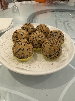 Imperial Treasure Fine Chinese Cuisine (Crowne Plaza) by null