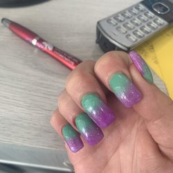 Linda Nails