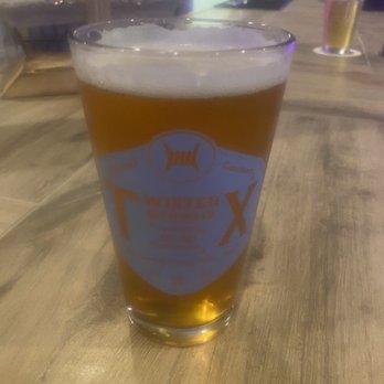 Growler Express - Saint Arnold- Lager  Solid beer - Beer Bar Near Me - Buda, Texas