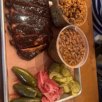 Pinkerton's Barbecue - Ribs, beans and jambalaya - Barbeque Near Me - San Antonio, Texas