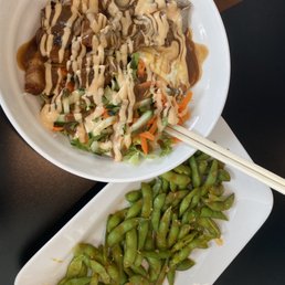 23. Vietnamese Style Vermicelli with pork and beef & some 6. Edamame