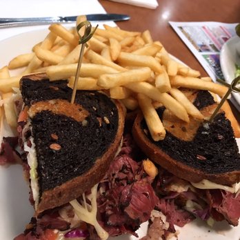 Pompton Queen Diner - Pastrami City Grill - Diners Near Me - Pompton Plains, New Jersey Pompton Queen Diner - Pastrami City Grill - Diners Near Me - Pompton Plains, New Jersey