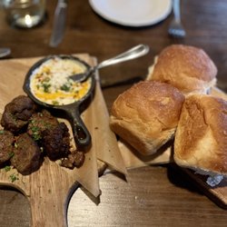 The Heritage Table - Meatballs & bread