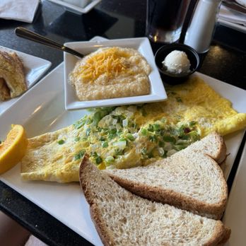 Keke's Breakfast Cafe - Western Omelet - Breakfast & Brunch Near Me - West Melbourne, Florida Keke's Breakfast Cafe - Western Omelet - Breakfast & Brunch Near Me - West Melbourne, Florida