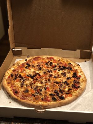 Photo of Pazzo's Pizzeria - Avon, CO, US. Pizza De Roma