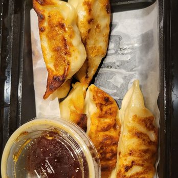 Oto Sushi - Pan fried Gyoza - Japanese Near Me - Kirkland, Washington Oto Sushi - Pan fried Gyoza - Japanese Near Me - Kirkland, Washington