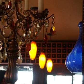 26 Beach Restaurant - Cool lights near the counter/bar - New American Near Me - Venice, California 26 Beach Restaurant - Cool lights near the counter/bar - New American Near Me - Venice, California