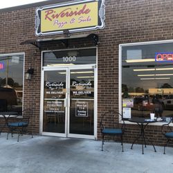 Riverside Pizza & Subs - Front entrance on Main St.
