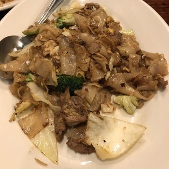 Red Basil Thai Restaurant - Thai Near Me - West Jordan, Utah Red Basil Thai Restaurant - Thai Near Me - West Jordan, Utah