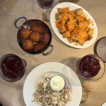 Si Tapas - Spanish Near Me - Dallas, Texas
