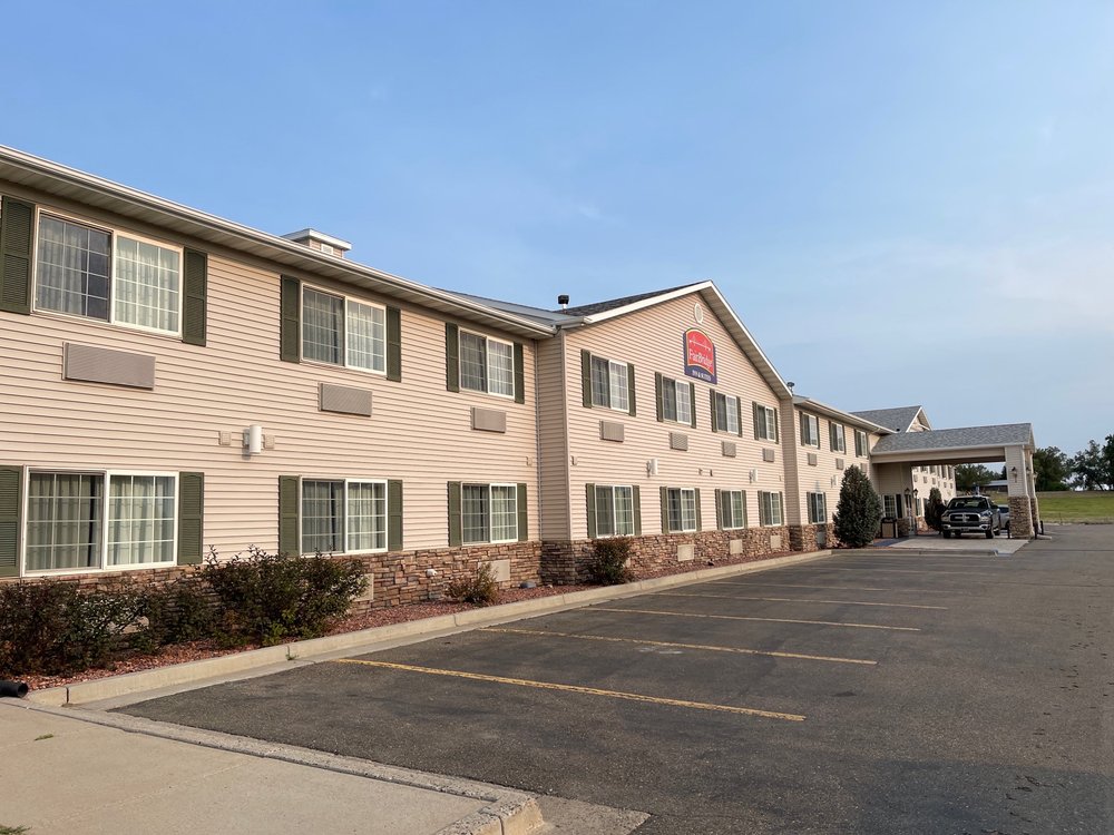 FAIRBRIDGE INN AND SUITES Updated August 2024 11 Photos 3111