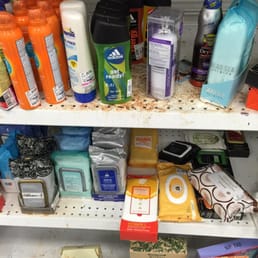 Rusty shelves... Nice! Rusty shelves... Nice!