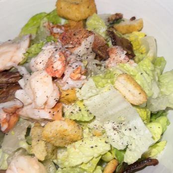 Moonshadows - Lobster salad - Seafood Near Me - Malibu, California