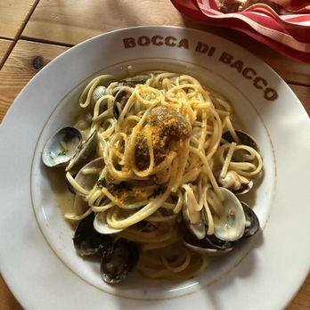 Bocca di Bacco Hell's Kitchen - Linguine Vongole - Italian Near Me - New York, New York