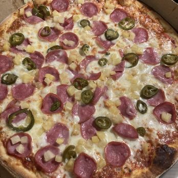 Prespa's Italian Restaurant - Hawaiian Pizza with jalapeños. Yum! - Italian Near Me - Arlington, Texas