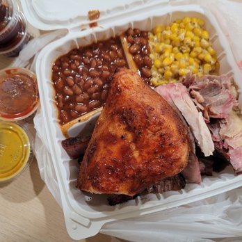 Capelo's Barbecue - 3 meat plate (beef brisket, pulled pork, smoked chicken dark meat, baked beans, creamed corn) - Barbeque Near Me - Redwood City, California