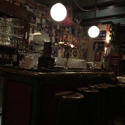 Onder De Eiken - Rustic, quaint Dutch local.
