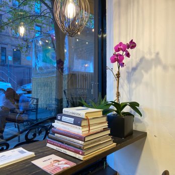 Mojo Desserts - Desserts Near Me - New York, New York