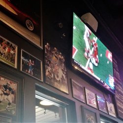 H J Wings and Things - Lots of big TVs and such ...