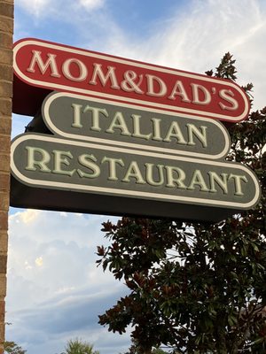 Mom & Dad's Italian Restaurant by null