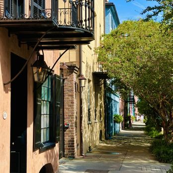 Rainbow Row - Rainbow Row, Charleston_yelp_Sanju-5 - Local Flavor Near Me - Charleston, South Carolina