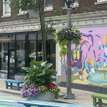 Poppy Bakery - Bakeries Near Me - Milwaukee, Wisconsin