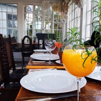 Sydney's Taylor Made Cuisine - Sunroom and mimosas - New American Near Me - Westhampton Beach, New York Sydney's Taylor Made Cuisine - Sunroom and mimosas - New American Near Me - Westhampton Beach, New York