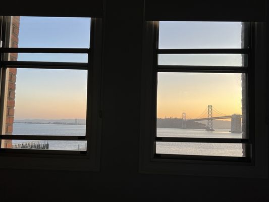 Harbor Court Hotel by null