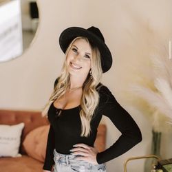 Nina Monique Hair Boutique