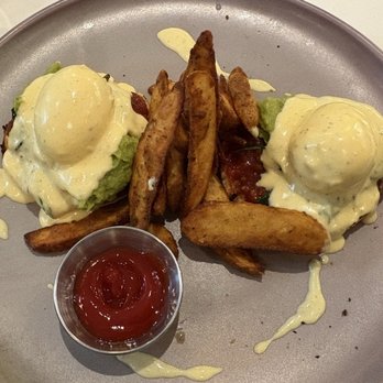 OEB Breakfast Co. - Florentine Benny - Breakfast & Brunch Near Me - North Vancouver, British Columbia OEB Breakfast Co. - Florentine Benny - Breakfast & Brunch Near Me - North Vancouver, British Columbia